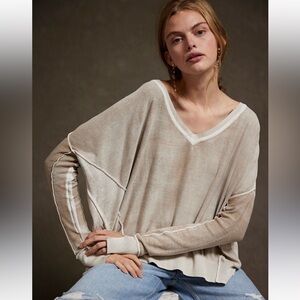 We the free Gibson v neck pull over